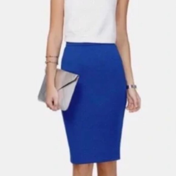 J. CREW || Fully-lined 100% Wool Royal Blue Pencil Skirt - Size 4 - Picture 1 of 7